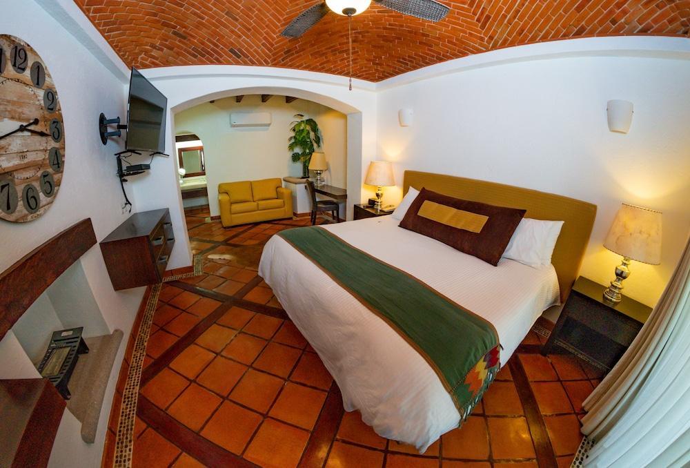 Hotel Villa Mexicana Golf&Equestrian Resort El Pueblito  Esterno foto